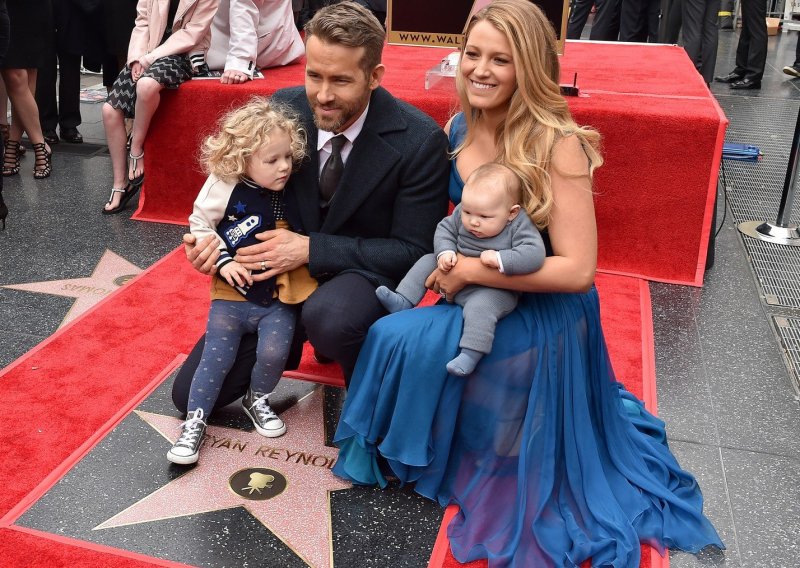 Otkriveno zašto su Blake Lively i Ryan Reynolds nazvali kćer muškim imenom