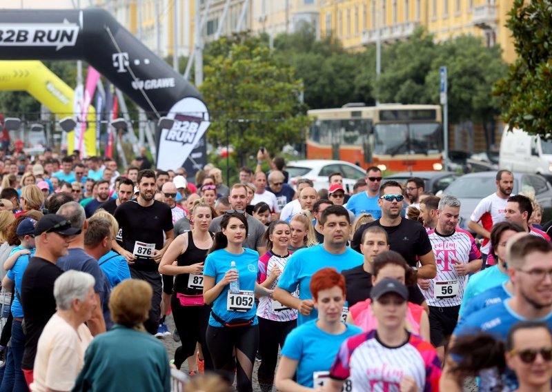 Više od 1100 poslovnjaka trčalo na MAGENTA 1 B2B RUN utrci u Rijeci