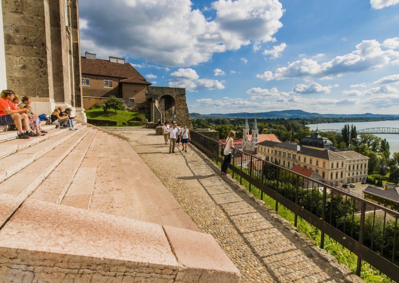 Želite probati nešto novo? Ljetujte u Mađarskoj, nećete se pokajati!