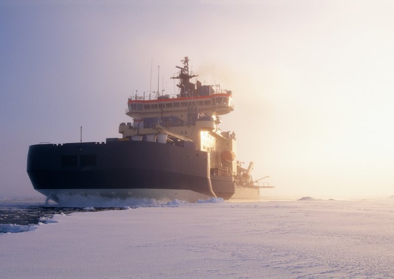 Tridesetak brodova okovano ledom na Baltiku
