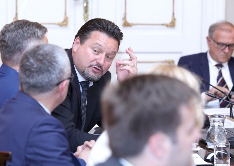 Kuščević: Nacrt zakona o sprječavanju sukoba interesa gotov ovaj tjedan