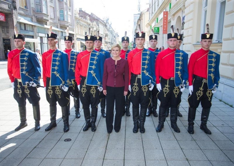 Ured predsjednice na kotačima: Doznali smo koliko je Grabar Kitarović lani potrošila na seljenje