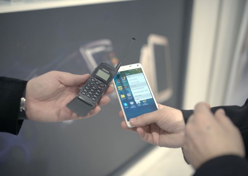 Povijest mobitela, gledana Samsungovim očima