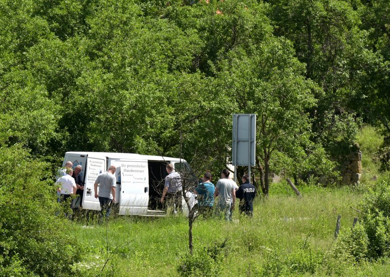 Uhićen muškarac koji je krijumčario migrante i napao policajce kod Srba