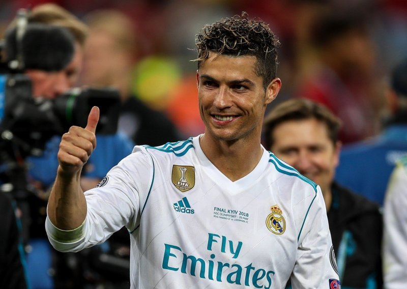 Cristiano Ronaldo suigračima prije finala Lige prvaka objavio: Odlazim...