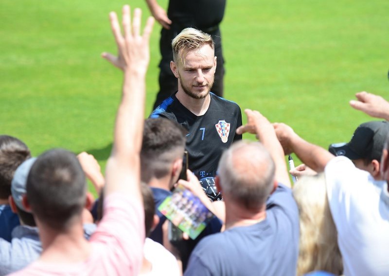 Rakitić i Kovačić prekršteni uoči okršaja s Brazilom u Liverpoolu!