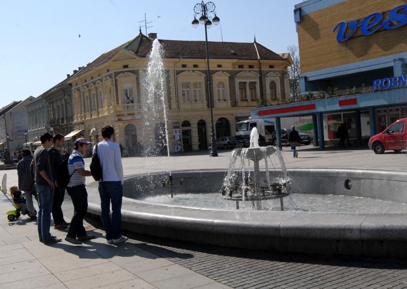 Srednje jak potres kod Slavonskog Broda: U gradu bez veće panike, ali škole su ipak evakuirane