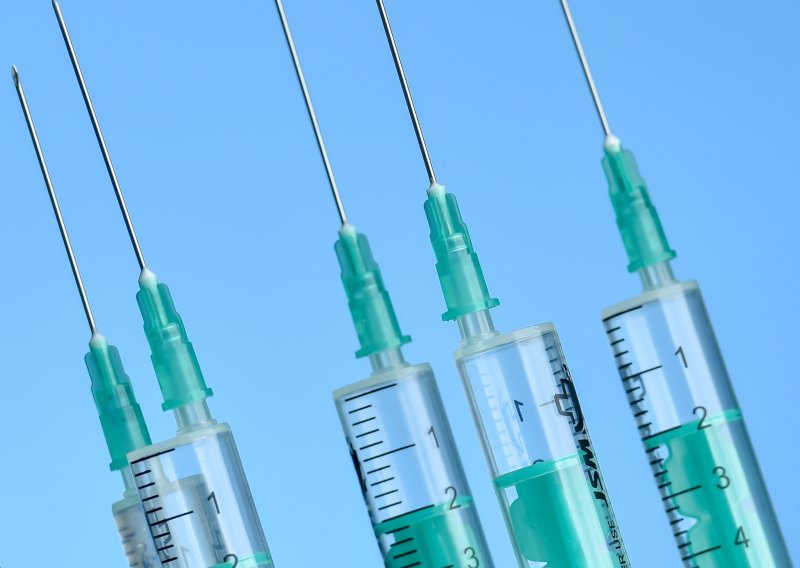 Povlače se sva cjepiva kineskog farmaceutskog diva. Ima li ih u Hrvatskoj?