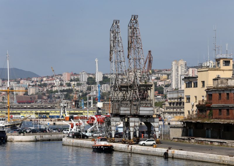 Nakon dobrog biznisa s Pelješkim mostom, Kinezi žele zadarsku i riječku luku