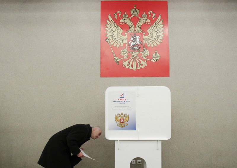 Zaprimljeno 2500 žalbi na izbore u Rusiji