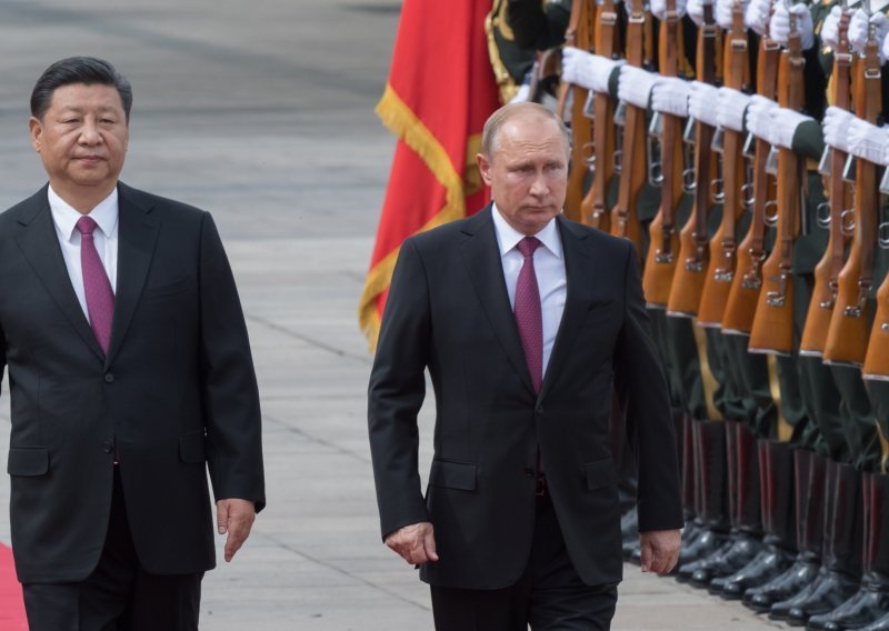 Xi i Putin demonstriraju zajedništvo i prijateljstvo uoči summita G7 na koji - ne idu