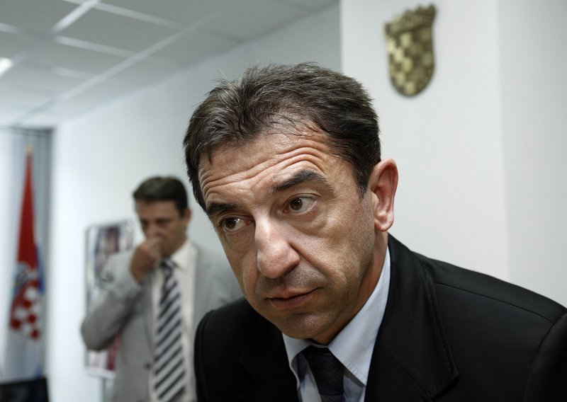 'Milinović se trebao prvi cijepiti!'