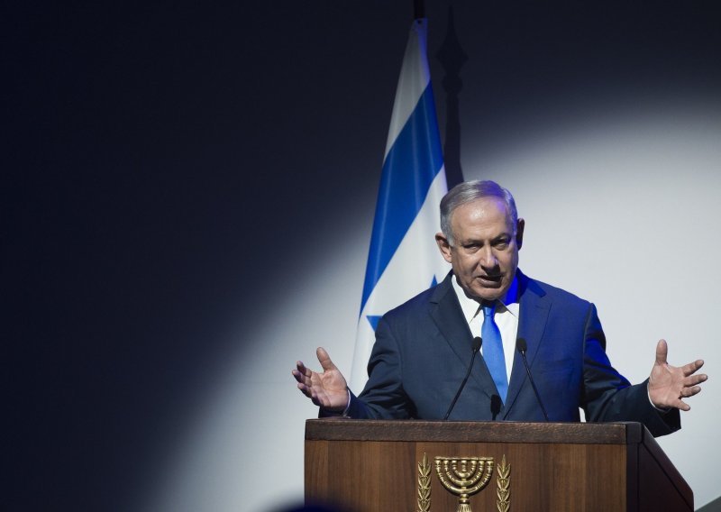 Izraelskog premijera Netanyahua sustižu optužbe za korupciju, policija ga ispitala u rezidenciji