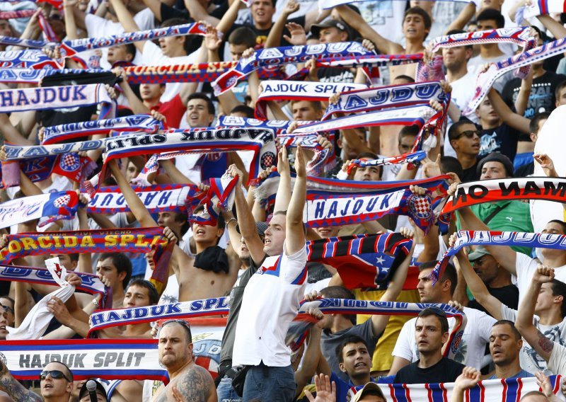 Torcida u problemima zbog makedonske policije