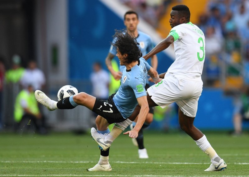 Suarezov gol u siromašnoj utakmici bio je dovoljan da Urugvaju osigura prolazak skupine