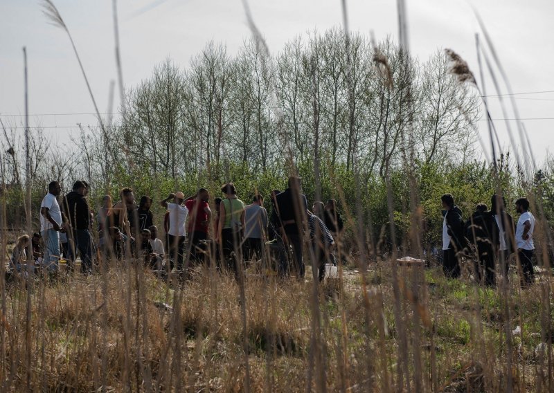 U Sloveniji uz granicu s Italijom pronađeno truplo migranta u stanju raspadanja