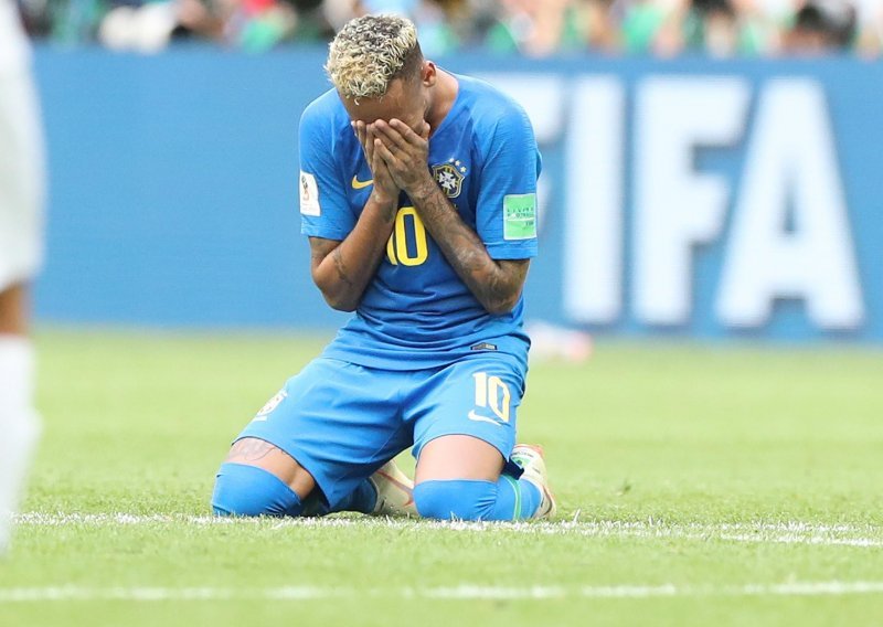 Video koji je brzo obišao svijet; Neymar tužnim glasom zatražio pomoć: Patim...