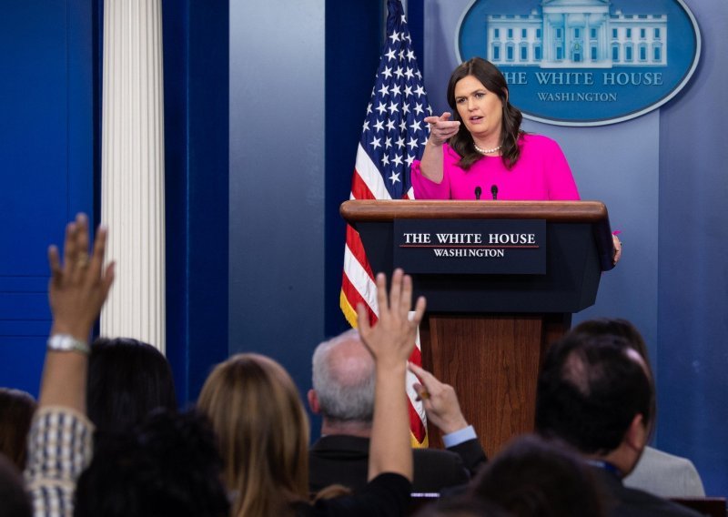 Sarah Sanders odlazi s mjesta glasnogovornice Bijele kuće