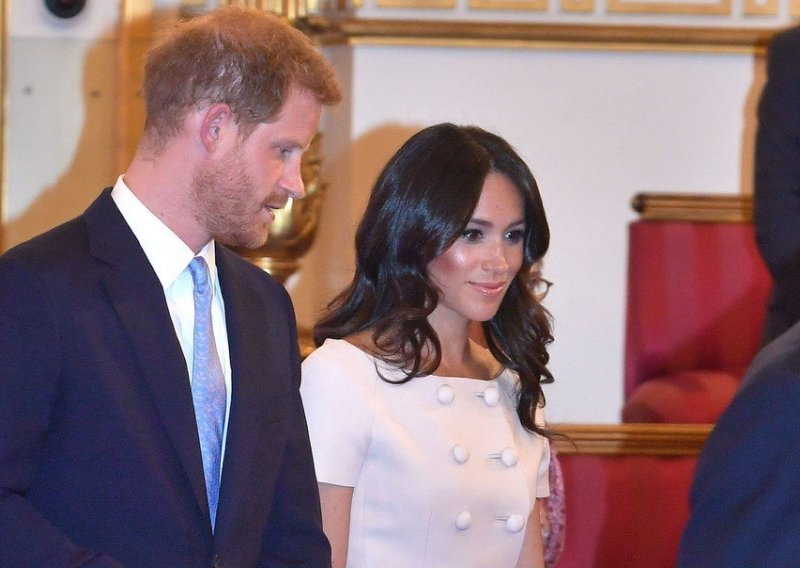 Meghan Markle ima nove sjajne kovrče