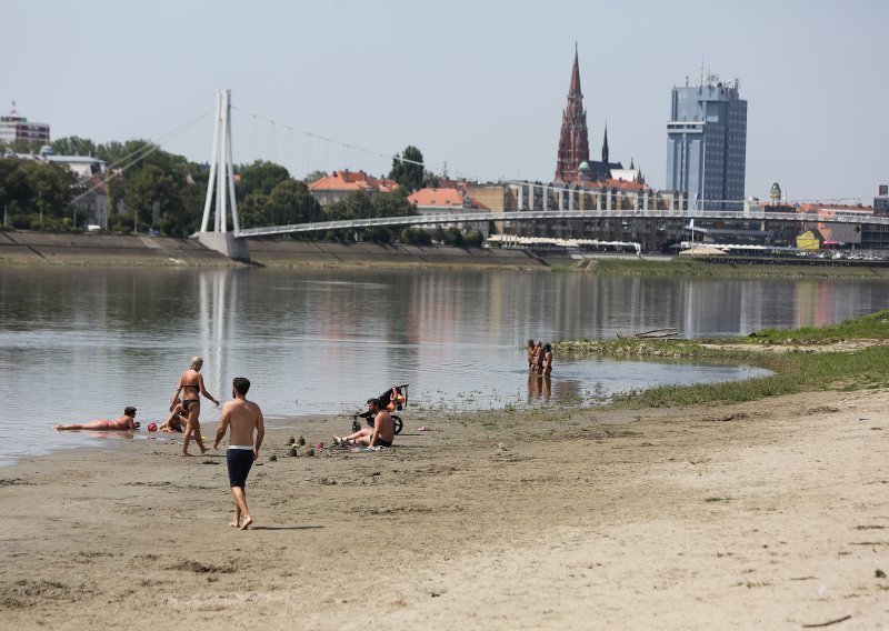 Osječanima će ljeto olakšati više od 40.000 kvadrata gradskih plaža