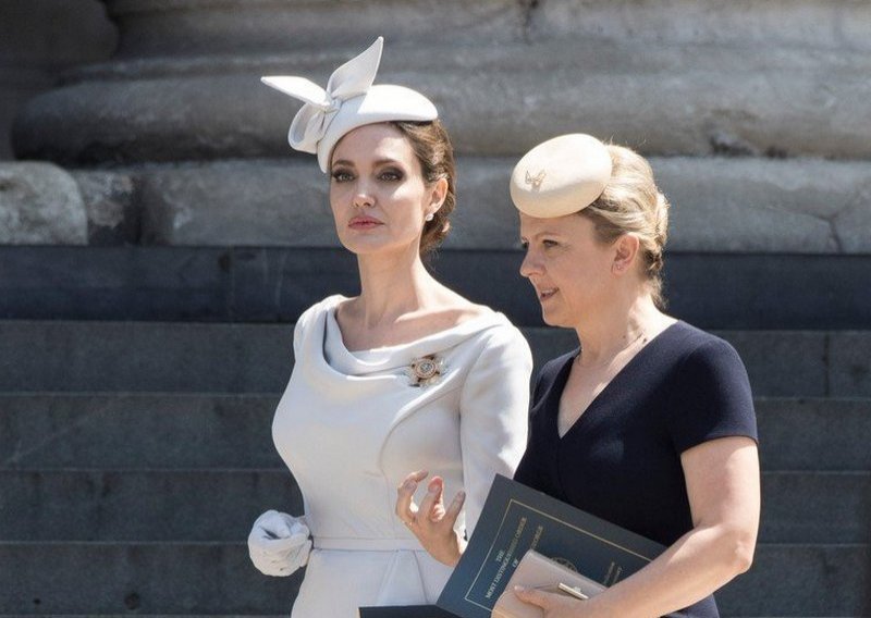 Jeste li ikad vidjeli Angelinu Jolie u elegantnijem izdanju?