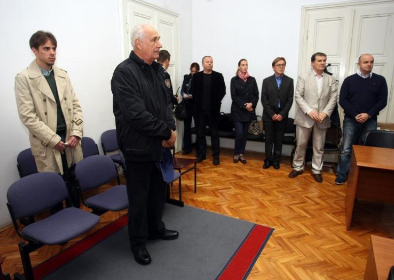 Bivšem predstojniku Mesićeva ureda godina dana zatvora