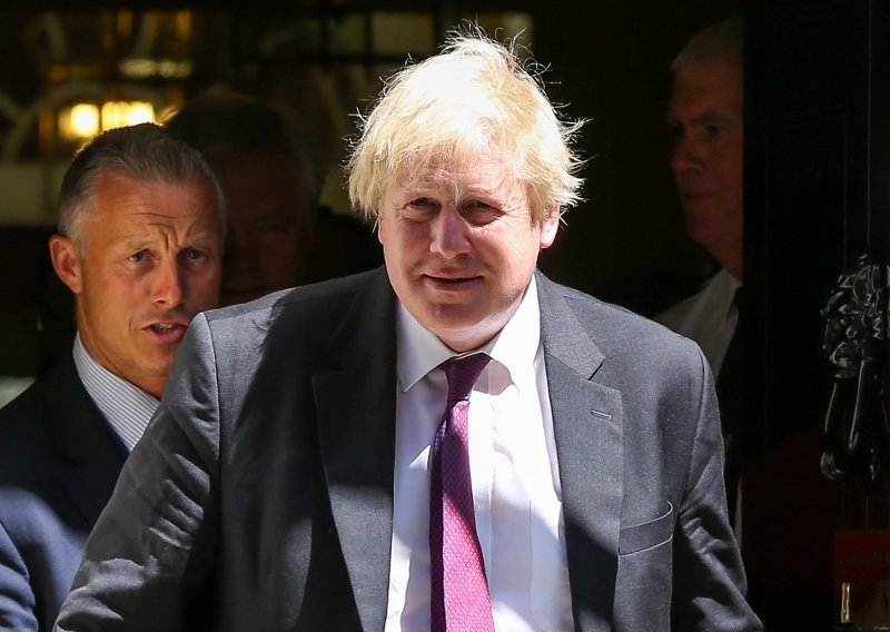 Boris Johnson: San o Brexitu umire