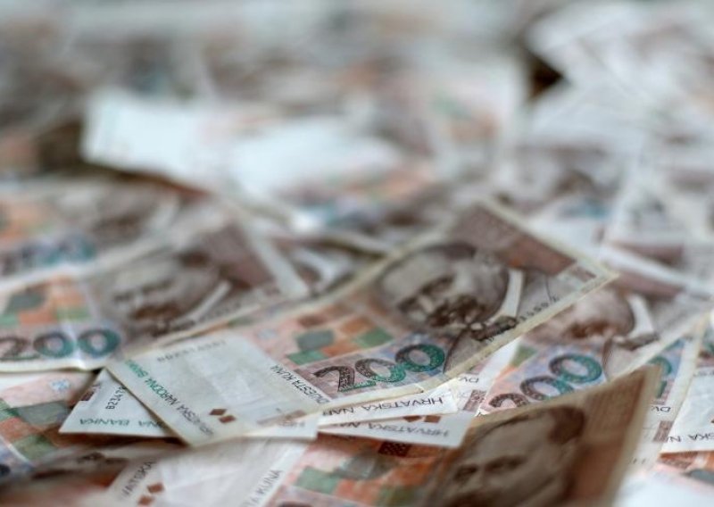 Štednja u bankama premašila 197 milijardi kuna