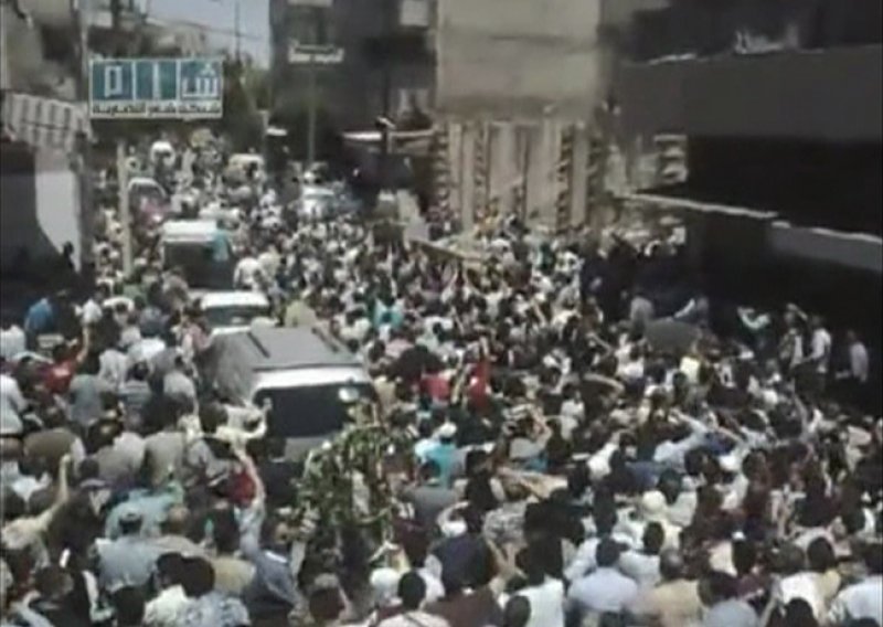 Snage sigurnosti u Hami ubile 27 prosvjednika