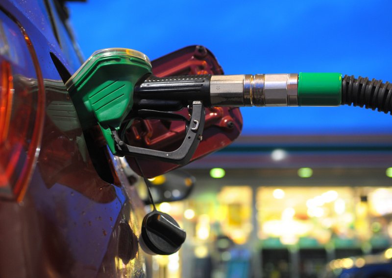 Za klijente jeftinije gorivo na Croduxovim pumpama s uštedama do 400 kuna godišnje