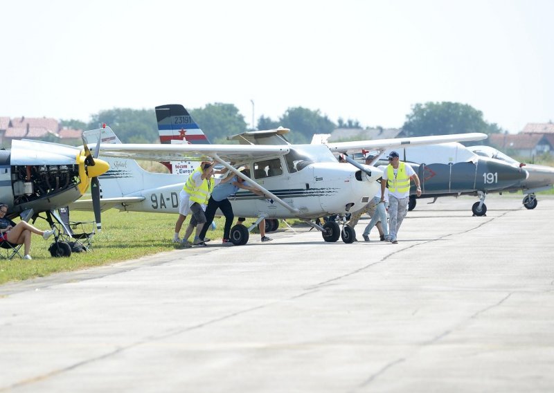 Varaždinci uživali u aeromitingu, pogledajte glavne atrakcije