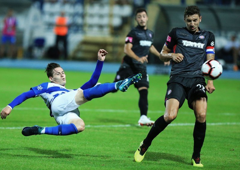 Osijek razmontirao 'bile'; Hajduk primio četiri komada, Henty zabio sjajan gol 'škaricama'