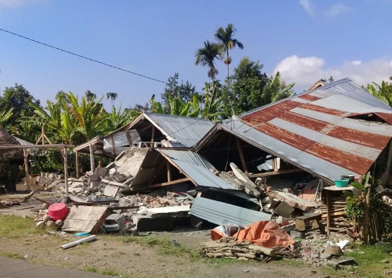 Više od 500 planinara spašeno nakon potresa u Indoneziji
