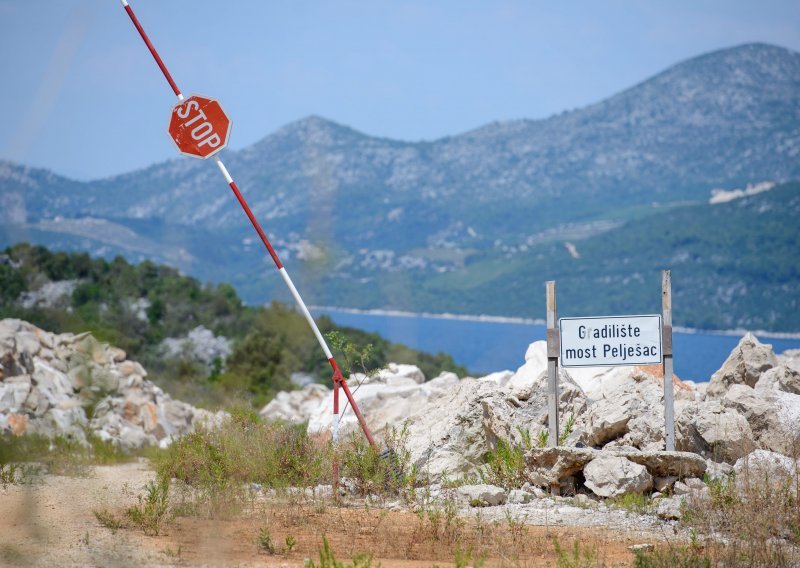 Ministar u BiH traži obustavu izgradnje Pelješkog mosta