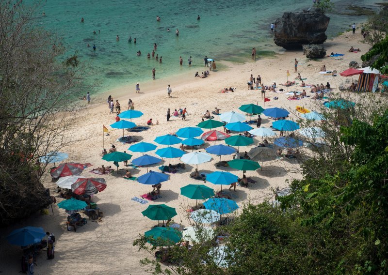 Upozorenje za tsunami na Baliju