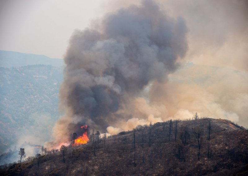 Požari u Kaliforniji i dalje bjesne