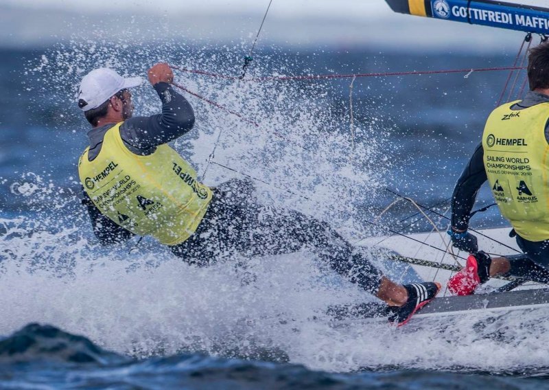 Nakon olimpijskog zlata Šime Fantela s bratom Mihovilom postao i svjetski prvak