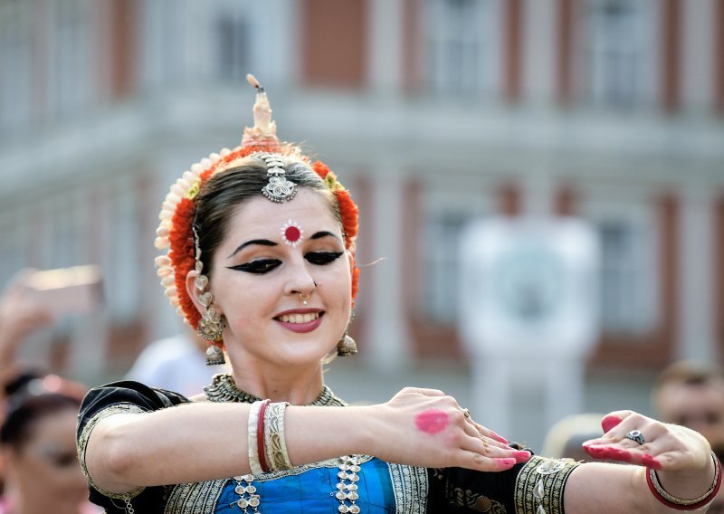 Na ulicama Zagreba održao se Ratha Yatra poznat kao indijski festival kočija