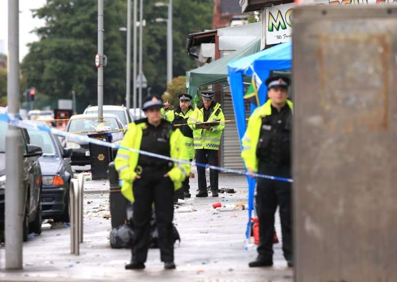 Među desetero ozlijeđenih u pucnjavi u Manchesteru dvoje djece