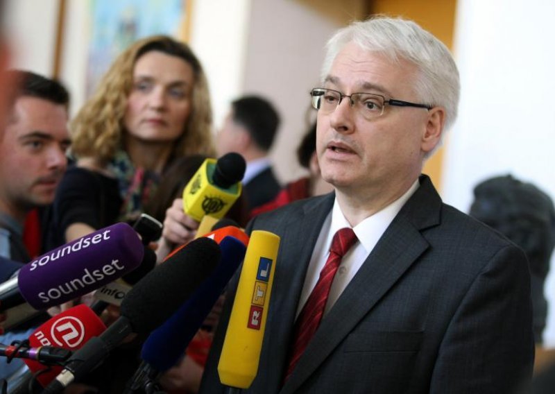 Josipovic says Cesek's statement "obvious lie"