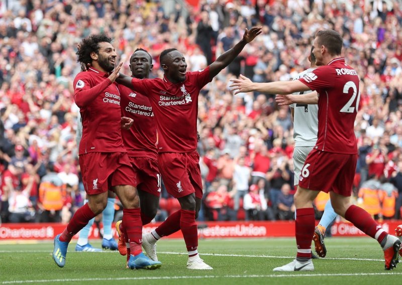 Liverpool krenuo moćno u novu sezonu, Salah i Mane uništili 'čekićare'