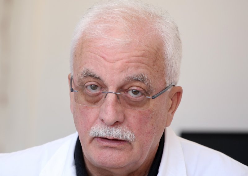 Ravnatelj splitskog KBC-a Ivo Jurić umro na kupalištu u Splitu