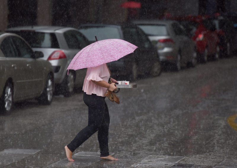 Počela je jesen: Stiže hladnije i kišovito vrijeme, moguće i nevere