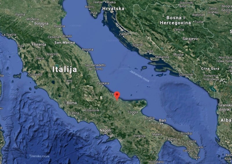 Potres jakosti 5.3 u središnjoj Italiji, ljudi uznemireni pobjegli iz kuća