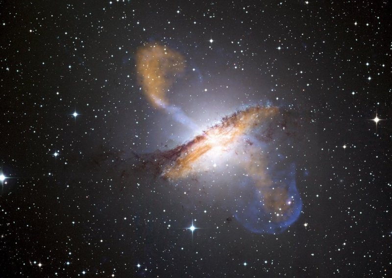 Središte ove sićušne galaksije u sebi krije supermasivnu tajnu