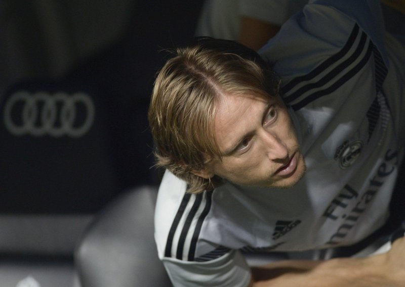 Modrić svima objasnio zašto ga trener Reala uporno drži na klupi na početku sezone