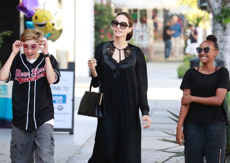 Angelina Jolie popušta pod pritiskom Brada Pitta: Nazire li se kraj sudskoj zavrzlami?