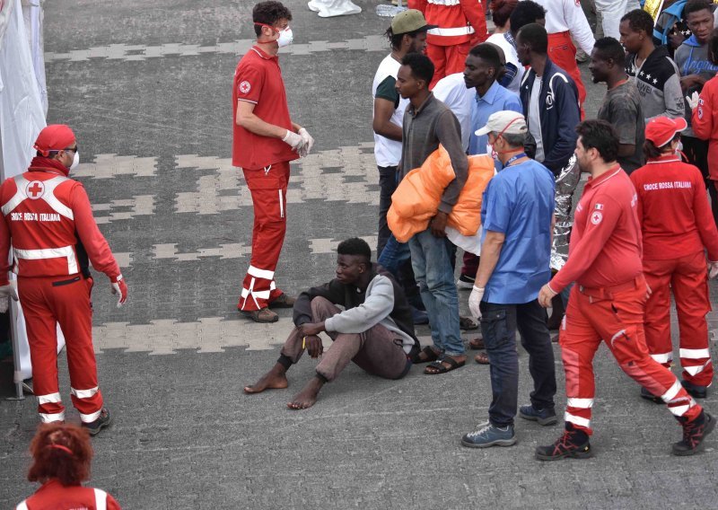 Talijanski tužitelji izdali naredbu za konfiskaciju migrantskog broda 'Aquariusa'