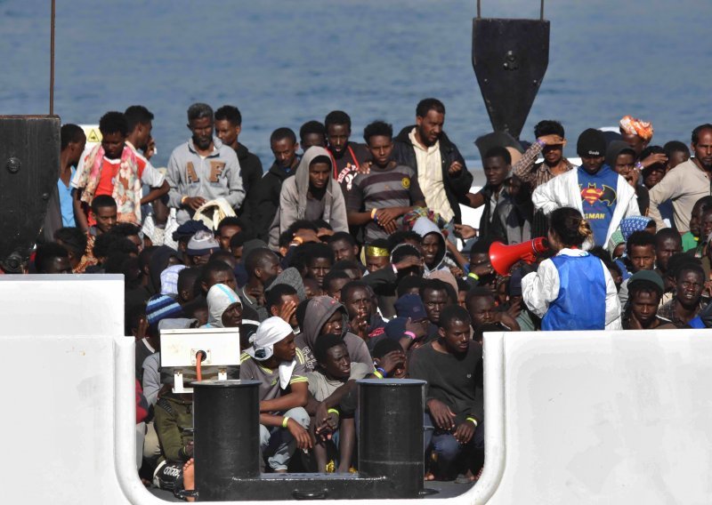 Potonulo plovilo s migrantima kod Bahama