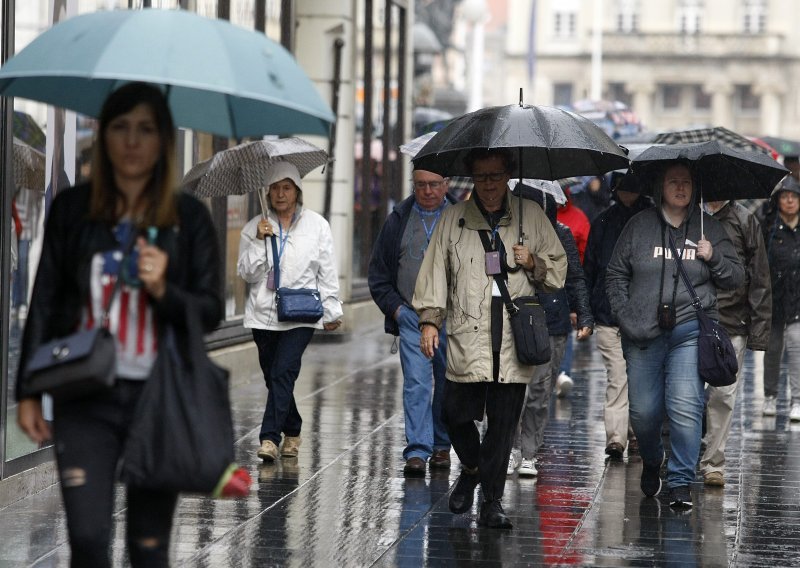 Veliki pad temperature: Vrijeme kišovito, ponegdje moguće i grmljavinsko nevrijeme